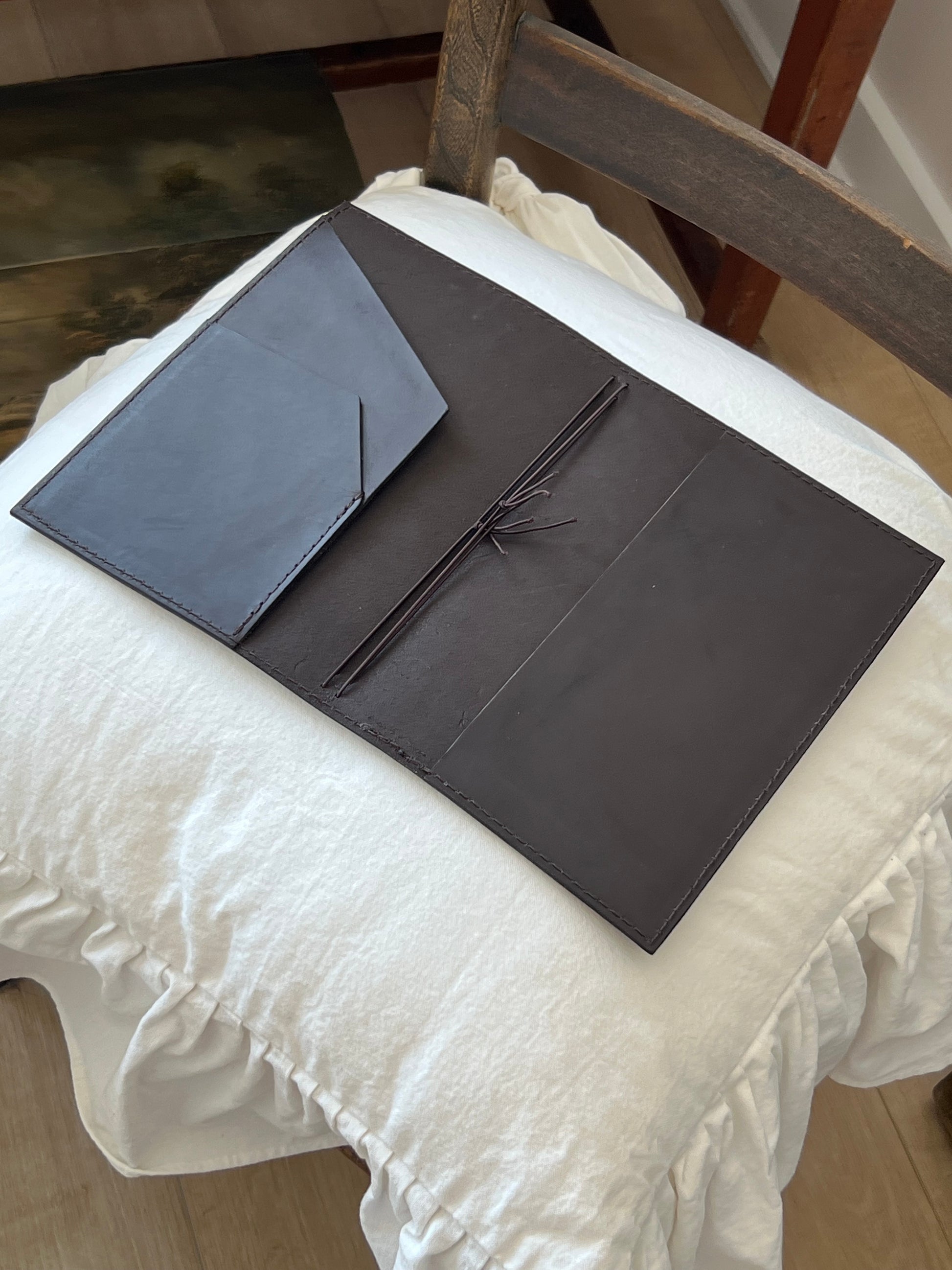 JOURNAL EN CUIR FOLIO - FORMAT A5