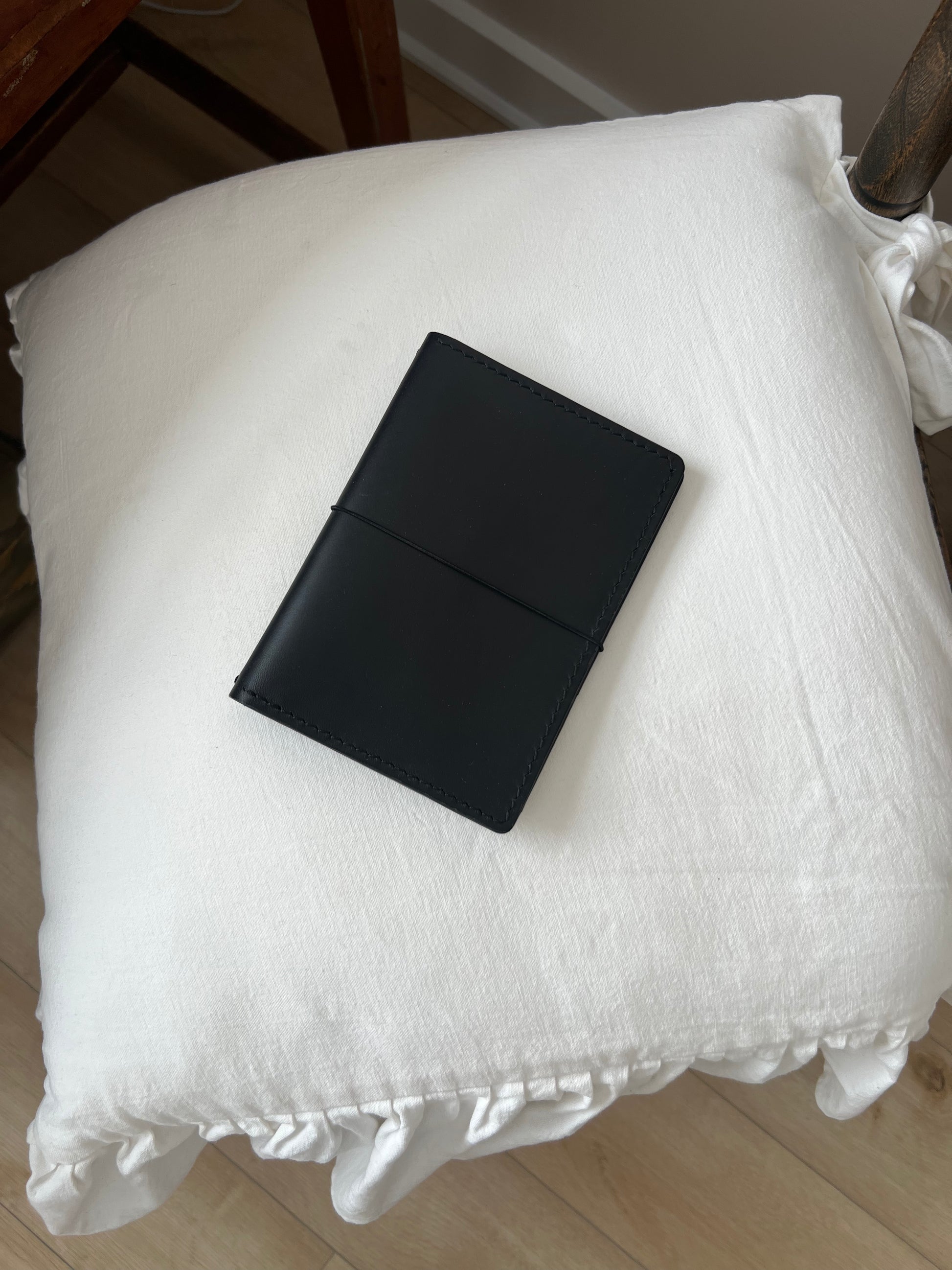 JOURNAL EN CUIR DIANA - FORMAT A6