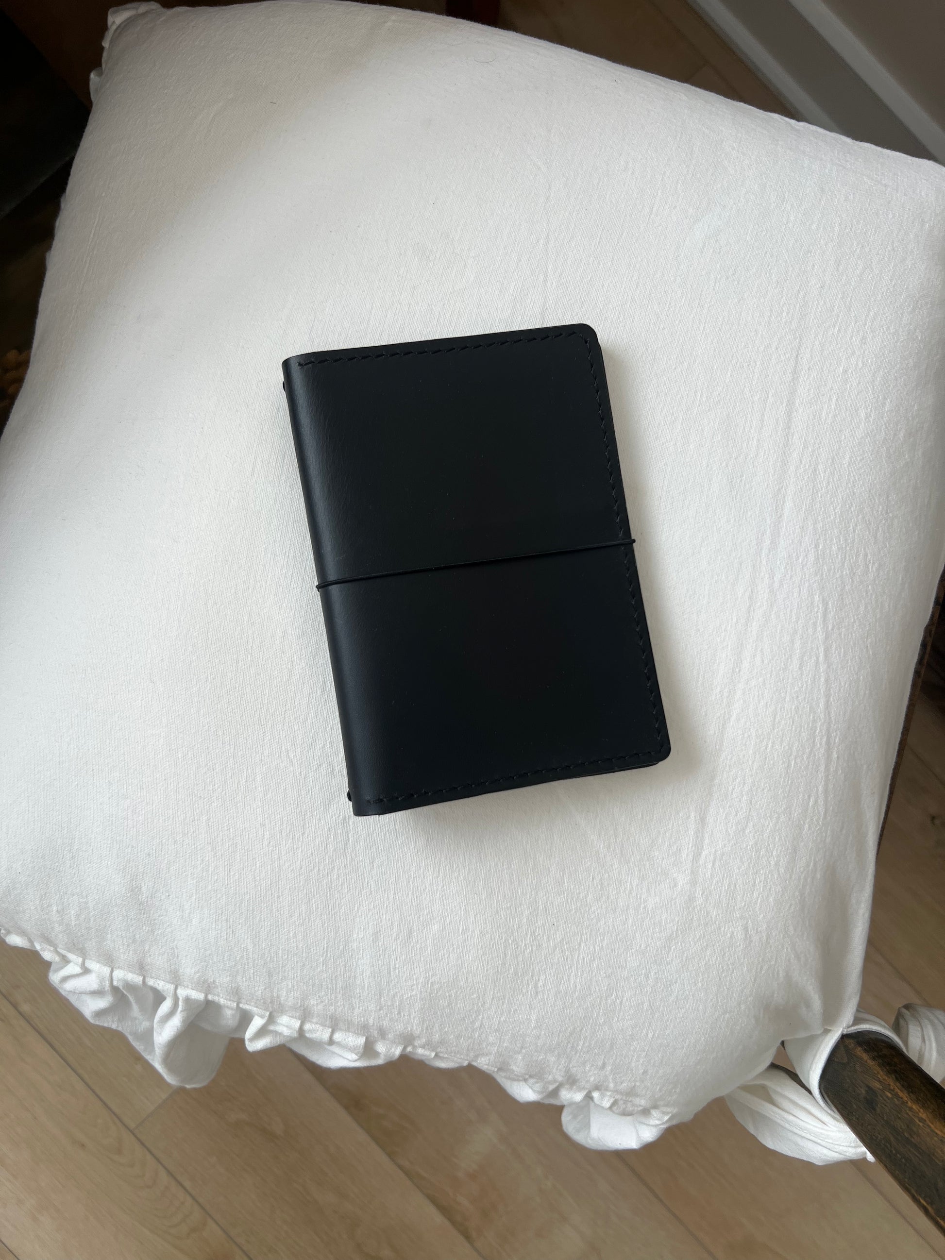 JOURNAL EN CUIR DIANA - FORMAT A6