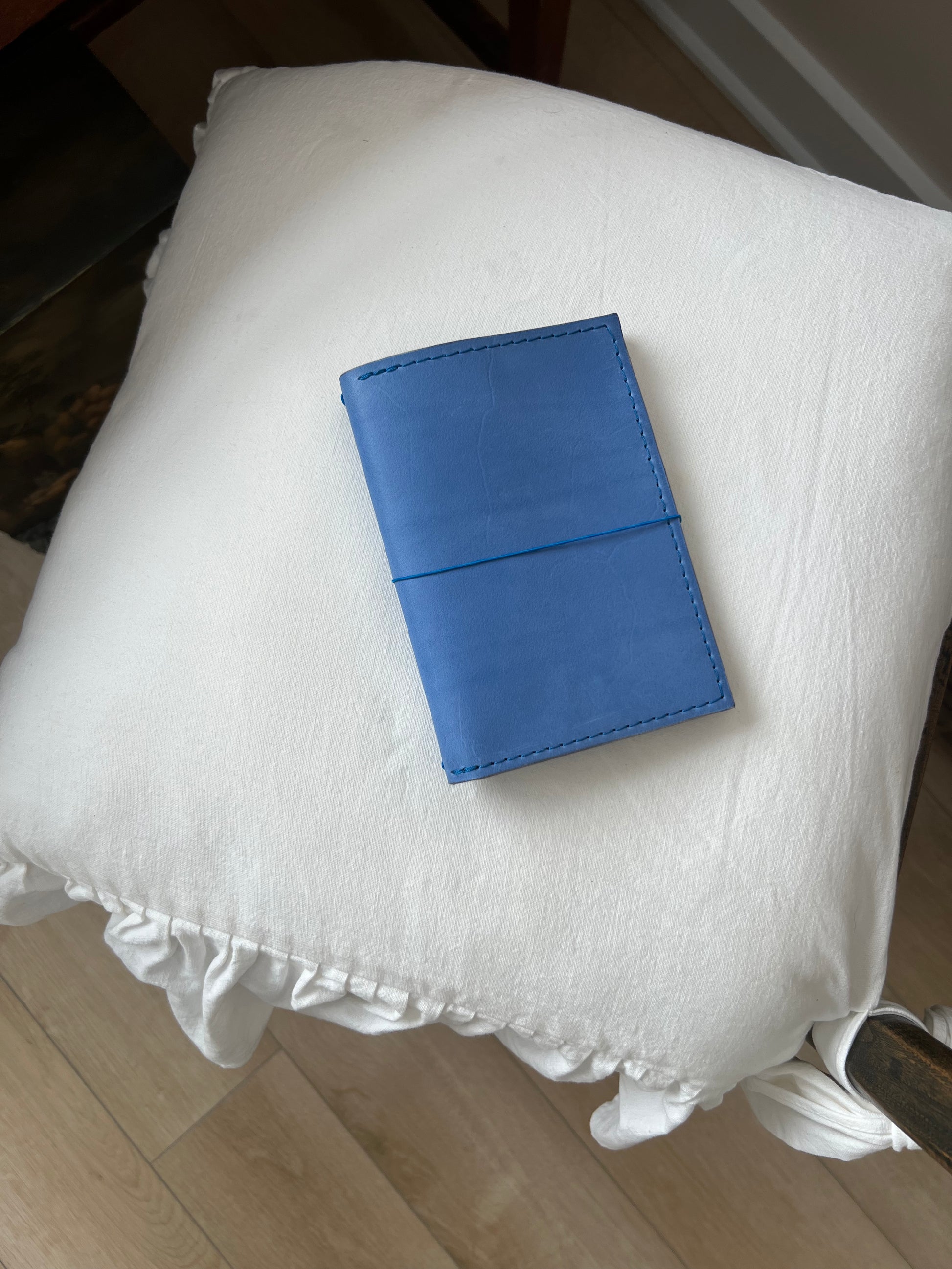 JOURNAL EN CUIR DIANA - FORMAT A6